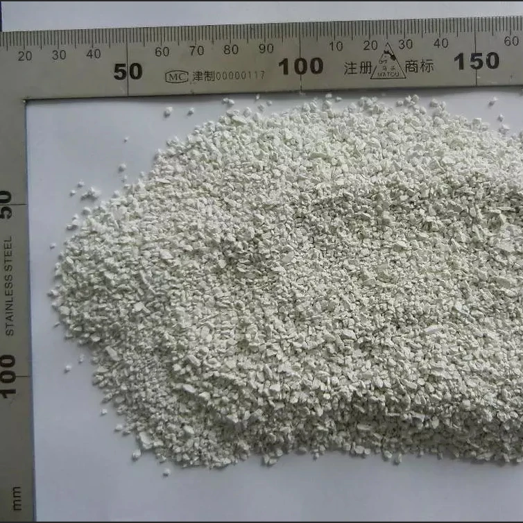 China swimming pool chemical water treatment Calcium Hypochlorite 70% granular