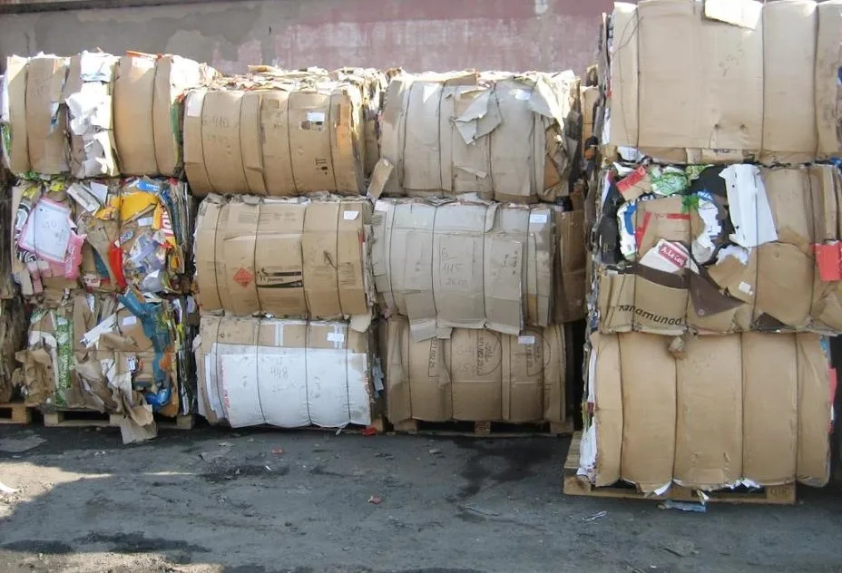 
OCC WASTE PAPER SCRAP HOT SALE/Occ Waste Paper Old Newspapers Clean ONP Paper Scrap Available 