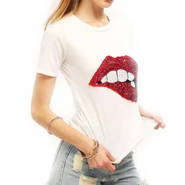  Сексуальная одежда для вечеринок футболки женщин белого цвета с принтом губ спереди