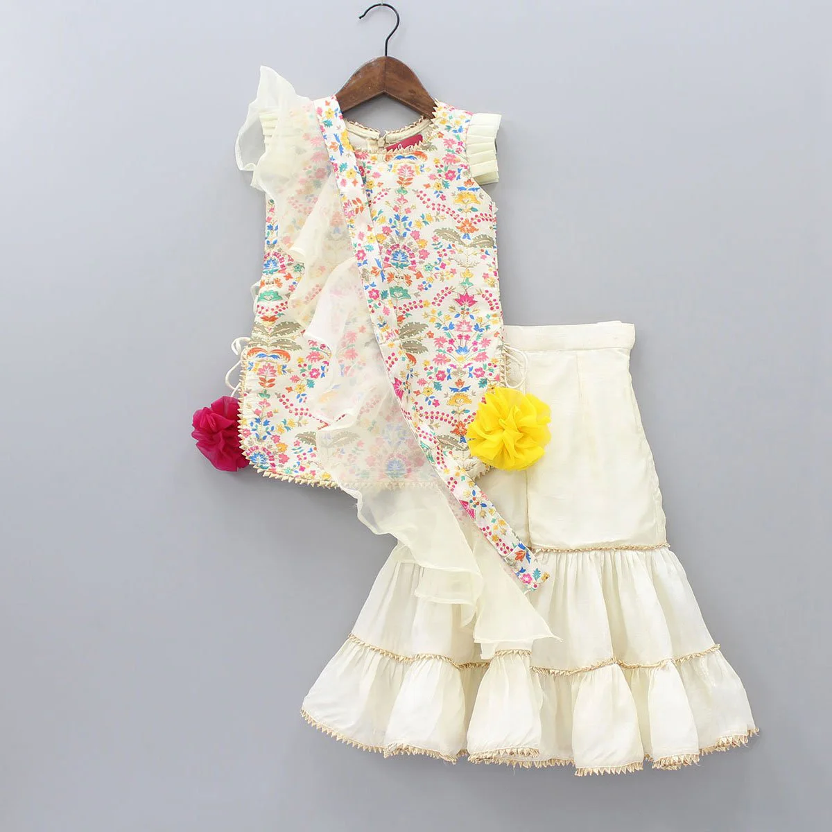Детский топ с цветочным принтом и кружевом без рукавов арарой дупаттой плиссированными оборками на рукавах вышивкой нитками для