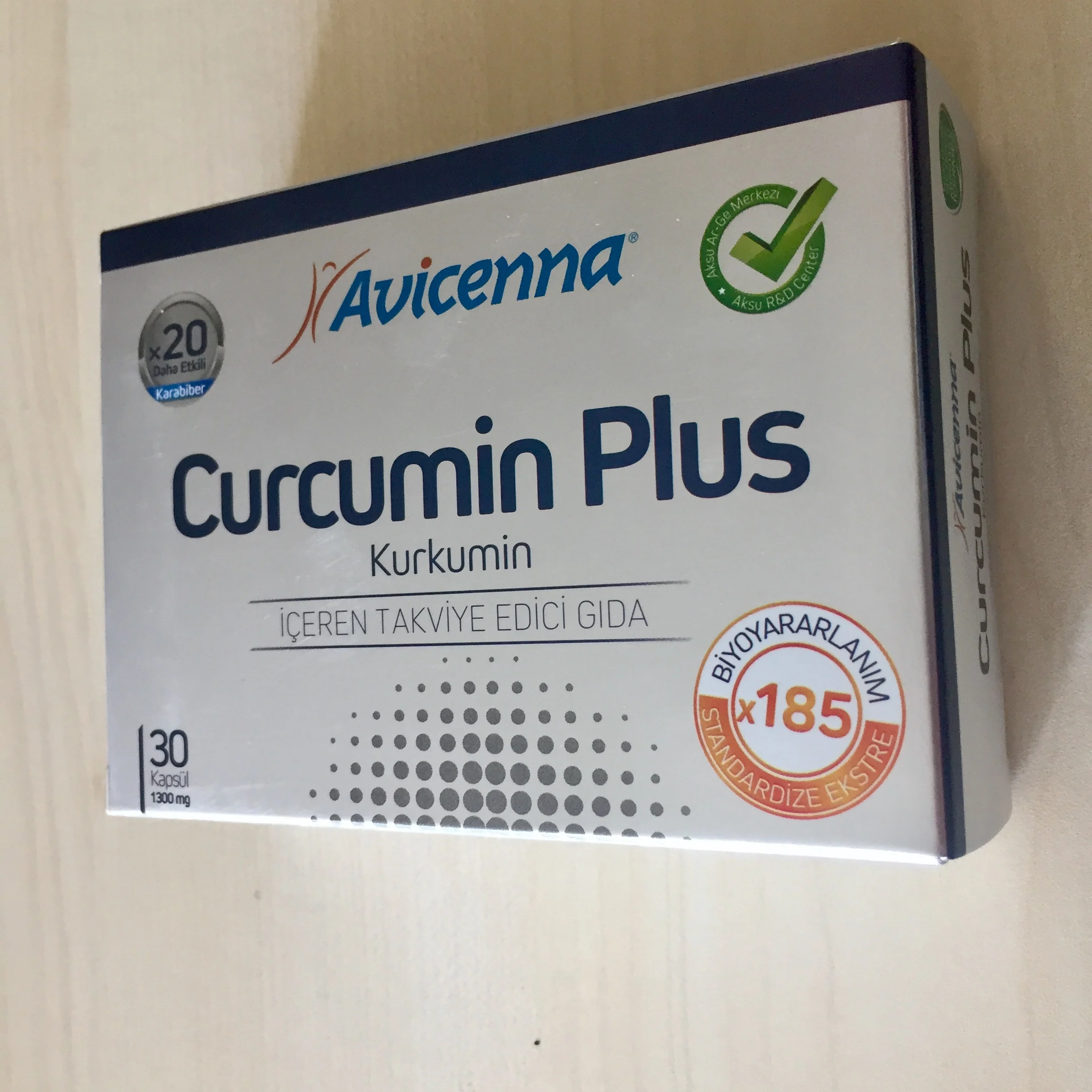 
Turmeric and black pepper capsules 