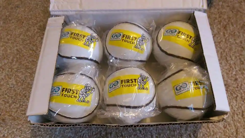 Hurling Balls size 4 , 5 Custom brand Sliothars / Hurling Balls / Sliotars According to GAA Standard