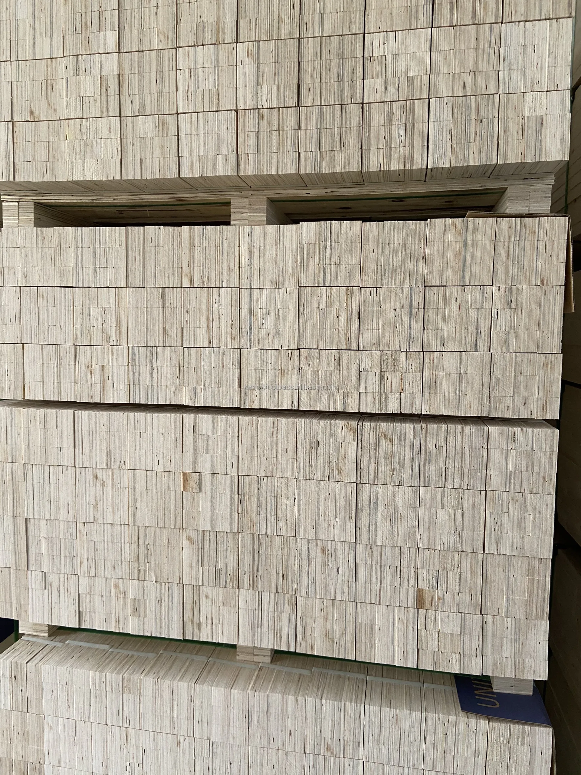 LVL Plywood For Packing From Vietnam Boxes Pallets Crates Kego Factory Price Sell to Thailand Malaysia Japan Korea