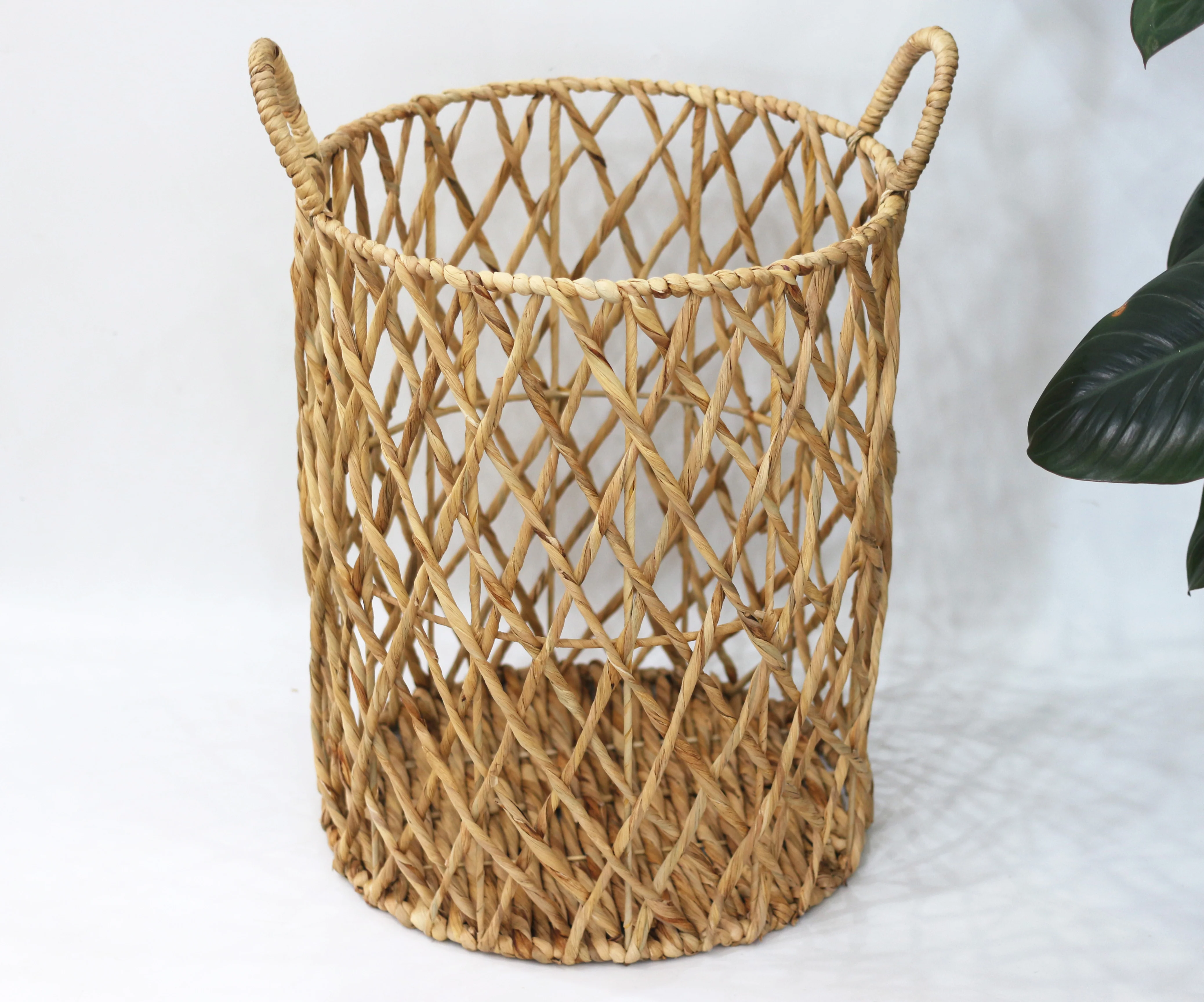 Folding Feature and Neatening/Storage Use Water Hyacinth Baskets
