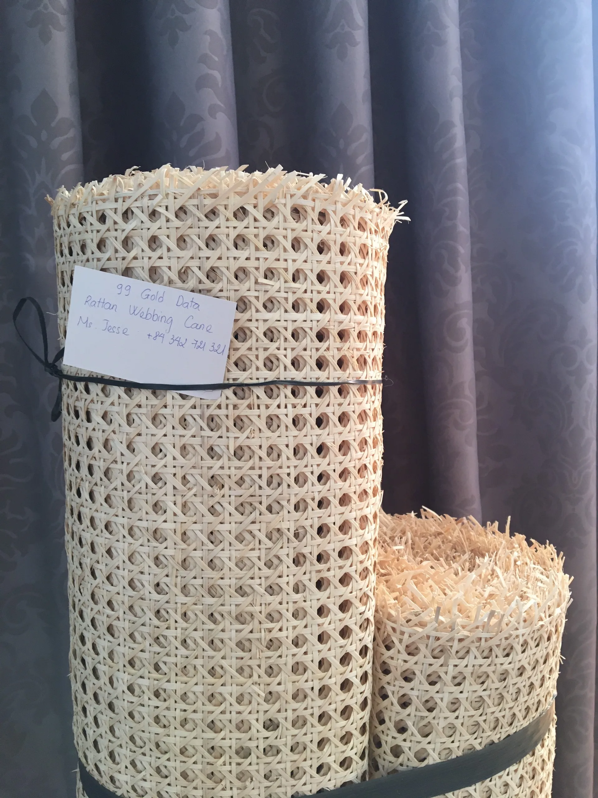 Wholesale 100% Natural rattan cane webbing roll material for making furniture