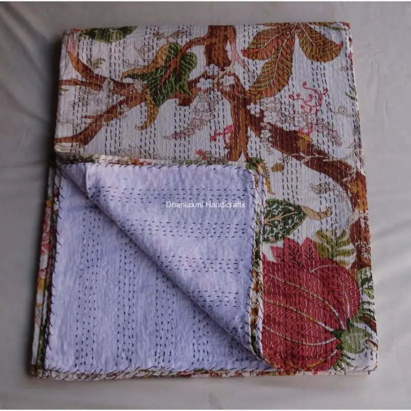 Индийское белое красивое цветочное покрывало Kantha оптовая продажа индийское Хлопковое одеяло ручной работы с цветочным принтом