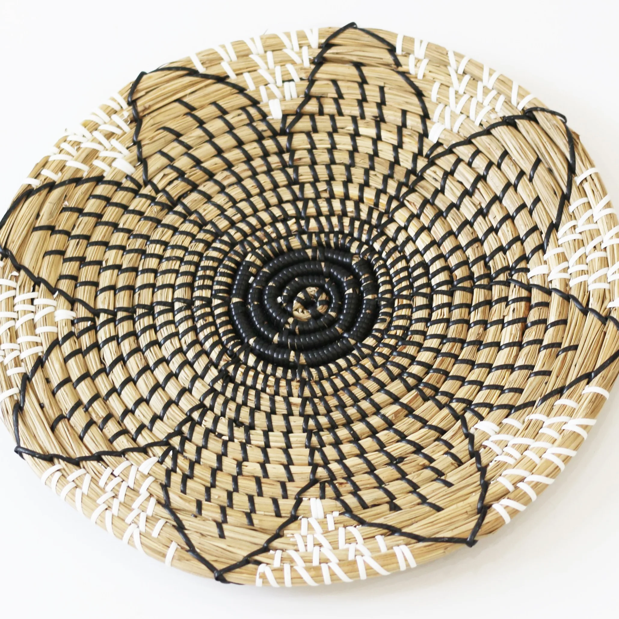 Vietnamese plate wholesale bamboo wall art bamboo decor plate bamboo wall decoration in many shapes, sizes, patterns & colours