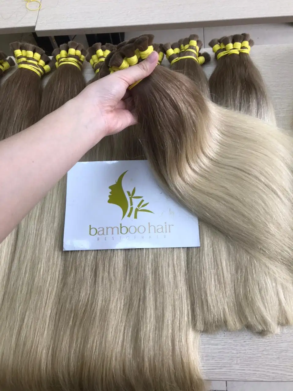 Оптовая продажа человеческие волосы OMBRE из Вьетнама натуральные для наращивания высокое качество шелковистые