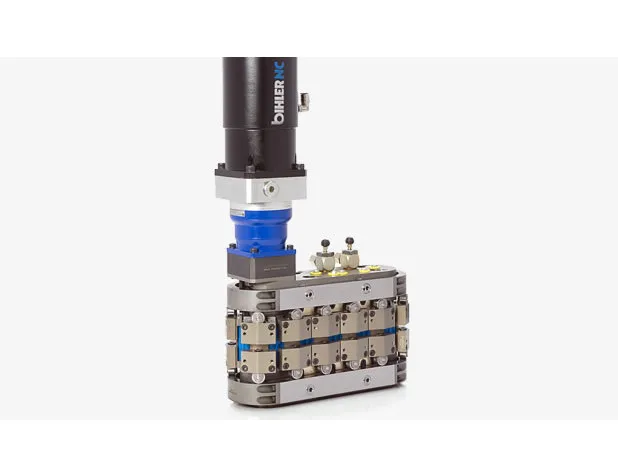 Compact RZV 2.1 feeding system for highly dynamic positioning of strip or wire