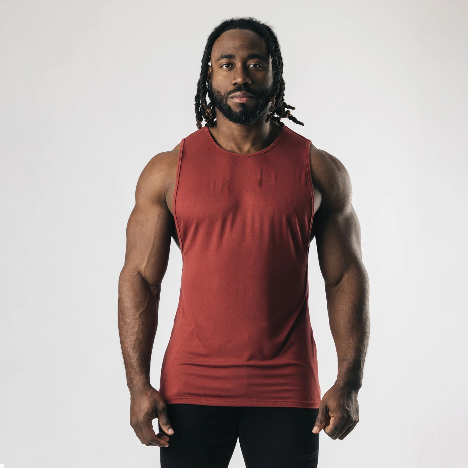  Летняя новая индивидуальная тренировочная жилетка для тренажерного зала бодибилдинг Облегающая майка высокоэластичная Мужская одежда фитнеса футболка без рукавов