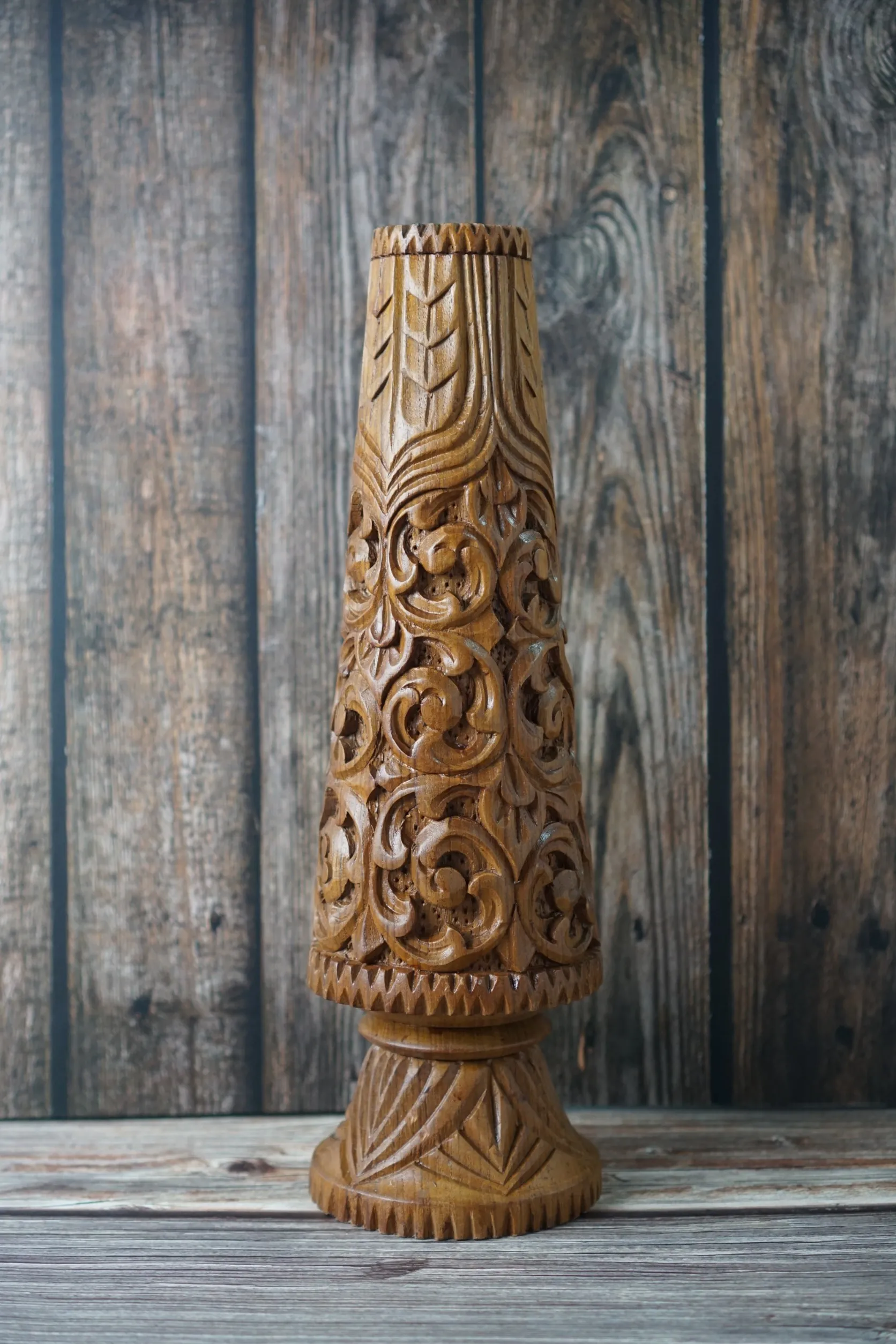 High Quality Product Natree teak carving vase restaurant sets home decor