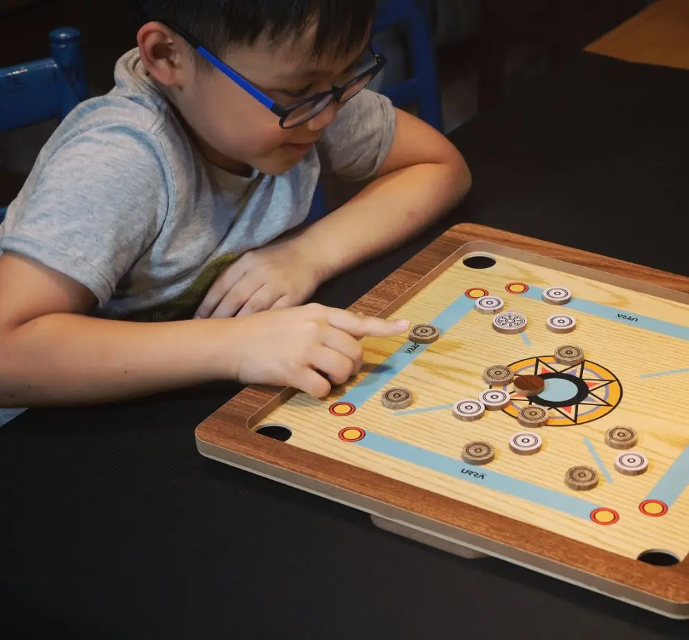 Сделано в Вьетнаме турнир carrom доска два игрока