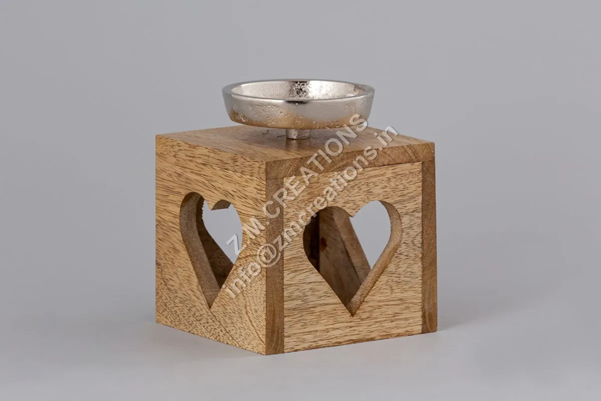 Christmas and Easter Festival Home Decor Snowflake Design Mango Wood and Metal Tealight Candlestick Holder Packaged in Box