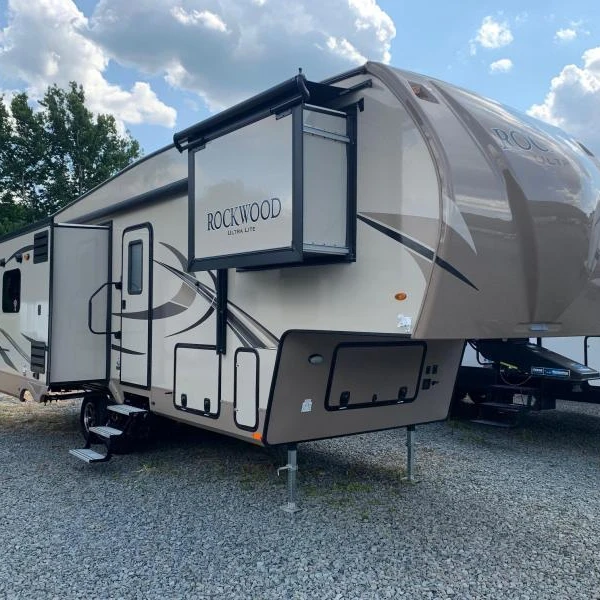 2019 ROCKWOOD ULTRA LITE 2650WS камеры на пятое
