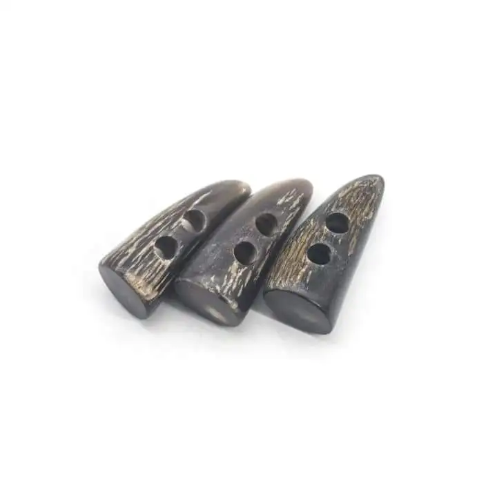 Top quality   high polished  and  natural   100  % pure  buffalo  black horn toggles tips  for garment and others  from India.