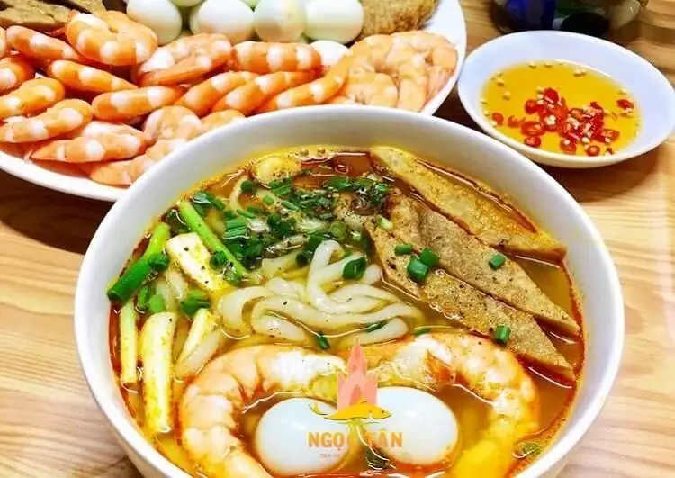 Instant Rice Noodles Instant Rice spaghetti With Shrimp Flavor 60gr x 30 Bags Made In Viet Nam