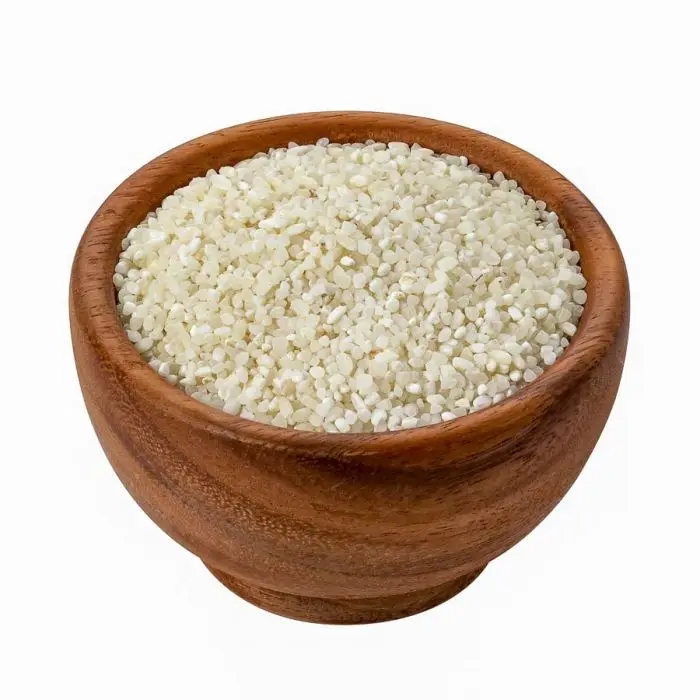 Hot Sale 100% White Rice Factory Price for Animals and Cattle Horse Feed Whole and Broken Kernels Grain