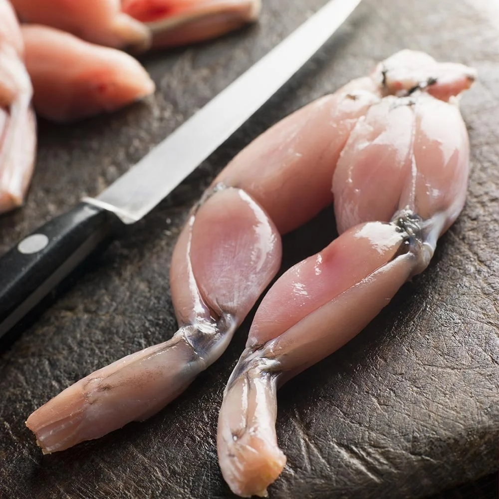 Замороженные ножки лягушки на продажу