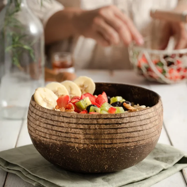 Unique and Natural Coconut Bowls, Eco-friendly Gift Vietnam wholesale