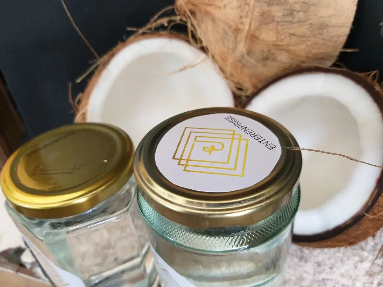 BEST 100% Natural  Virgin Coconut Oil Indonesia Agriculture