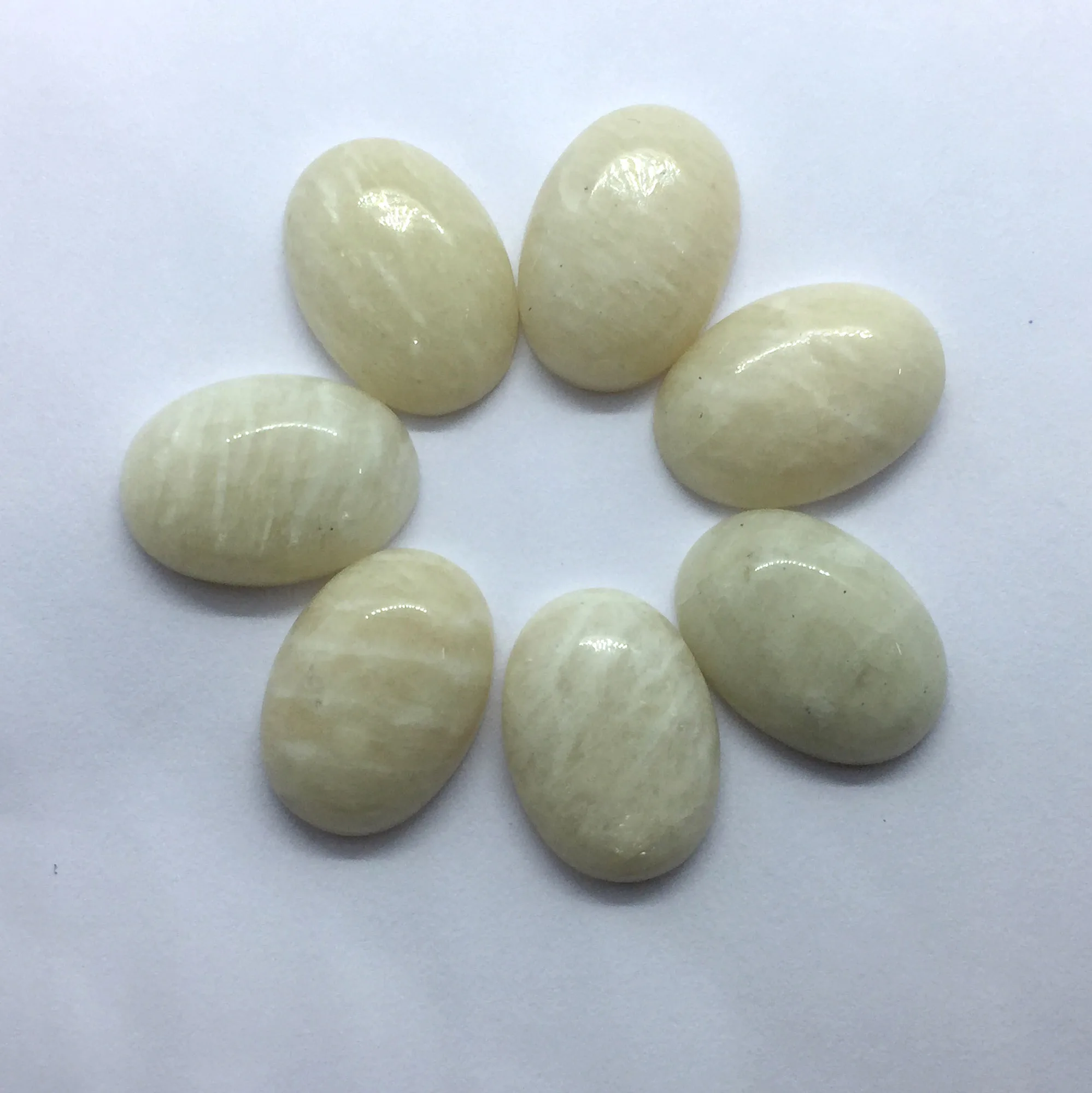 
New Arrival White Feldspar Cabochon Flat Back Stone at Wholesale Natural Stone Cabochon for Jewelry and Bracelet at Bulk Supply 