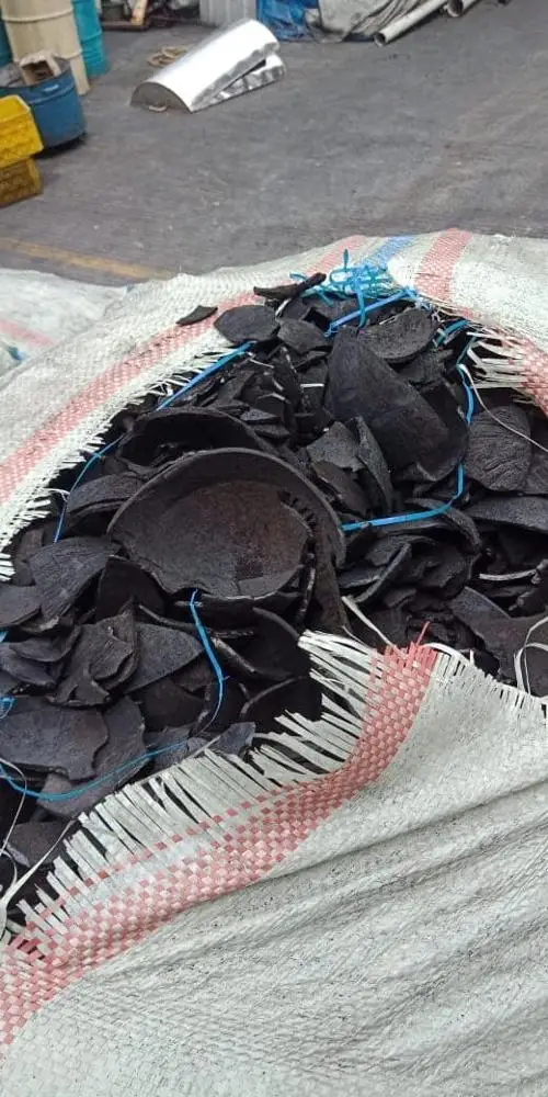 COCONUT CHARCOAL , INDONESIAN COCONUT SHELL CHARCOAL , HIGH QUALITY COCONUT SHELL CHARCOAL