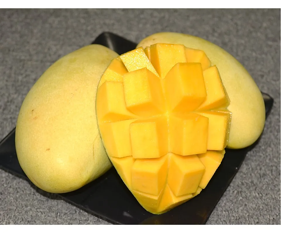 The Best Selling Famous High Quality Fresh Cat Chu Mango Chunk 12 degree up Import From Vietnam 2021
