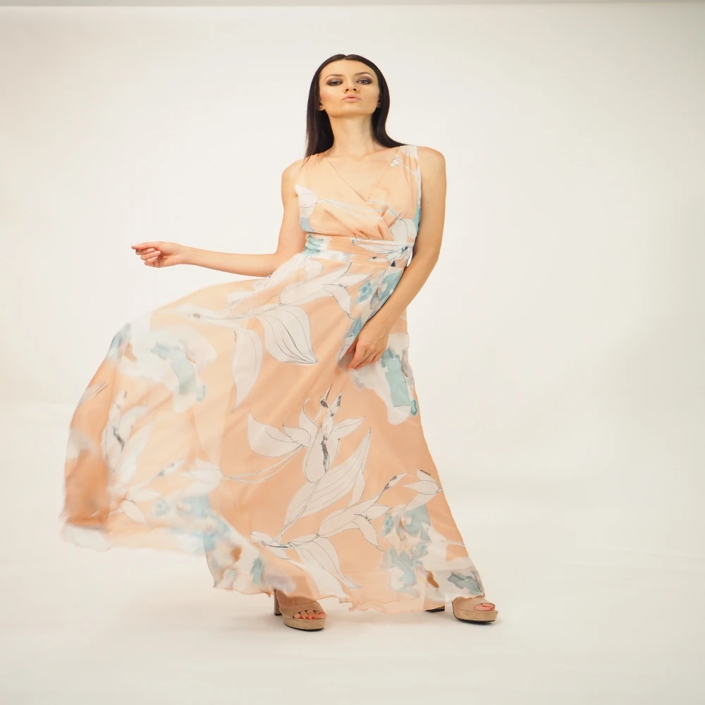 Top quality made in Italy cerimony long dress for elegant women and for party, cocktail and wedding