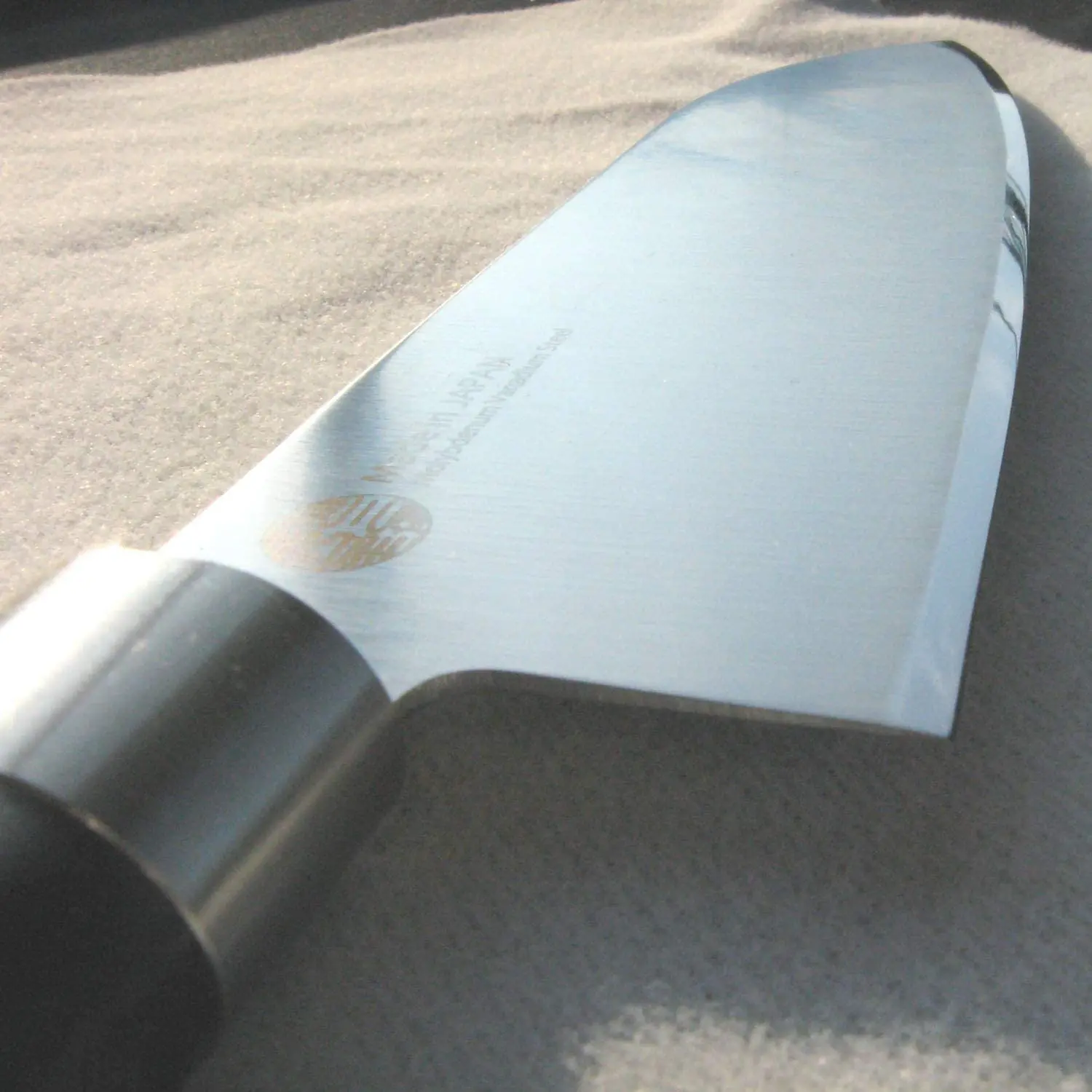 Japanese high quality stainless steel Chef kitchen knives Santoku and Gyuto at reasonable price made in Japan