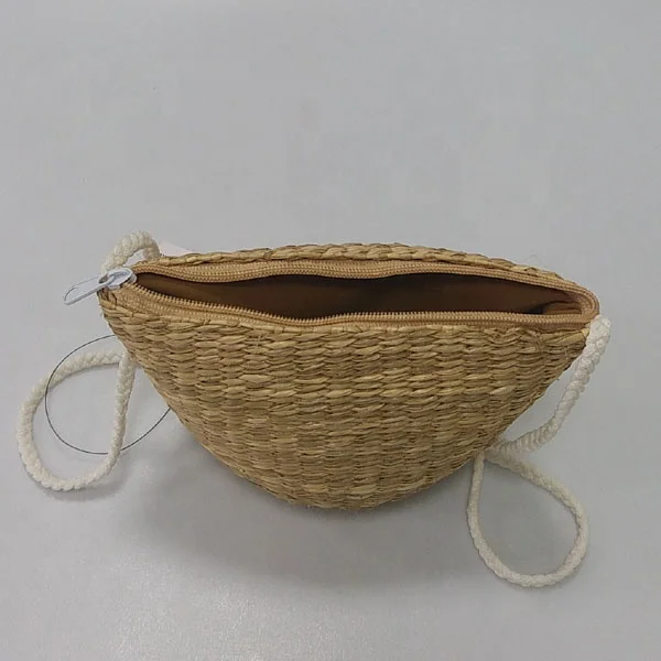 Vietnam manufacture wholesale straw woven handicraft supplier home decor wicker water hyacinth seagrass handle shoulder bag