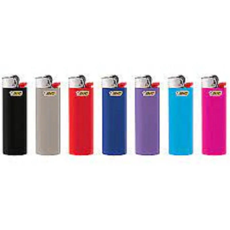 Качественная зажигалка Bic, новый запас