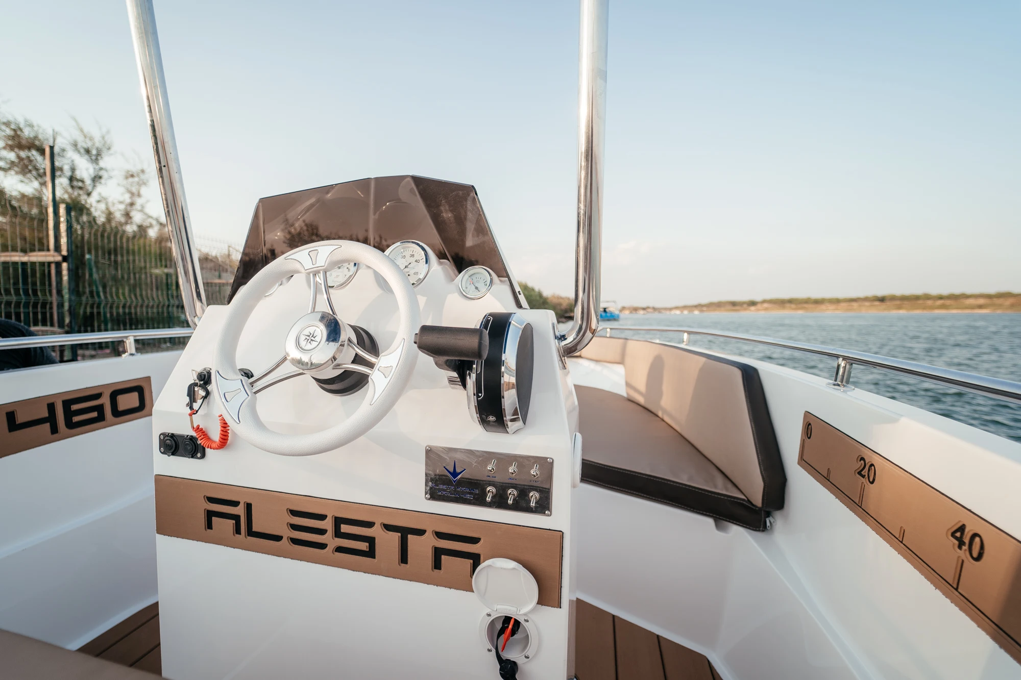 Alesta Fishing Speed Boat Fiber Glass Marine Luxury New Marlin 460 Model BLACK Best Quality White Ocean Sea Lake River 4.5M 15FT