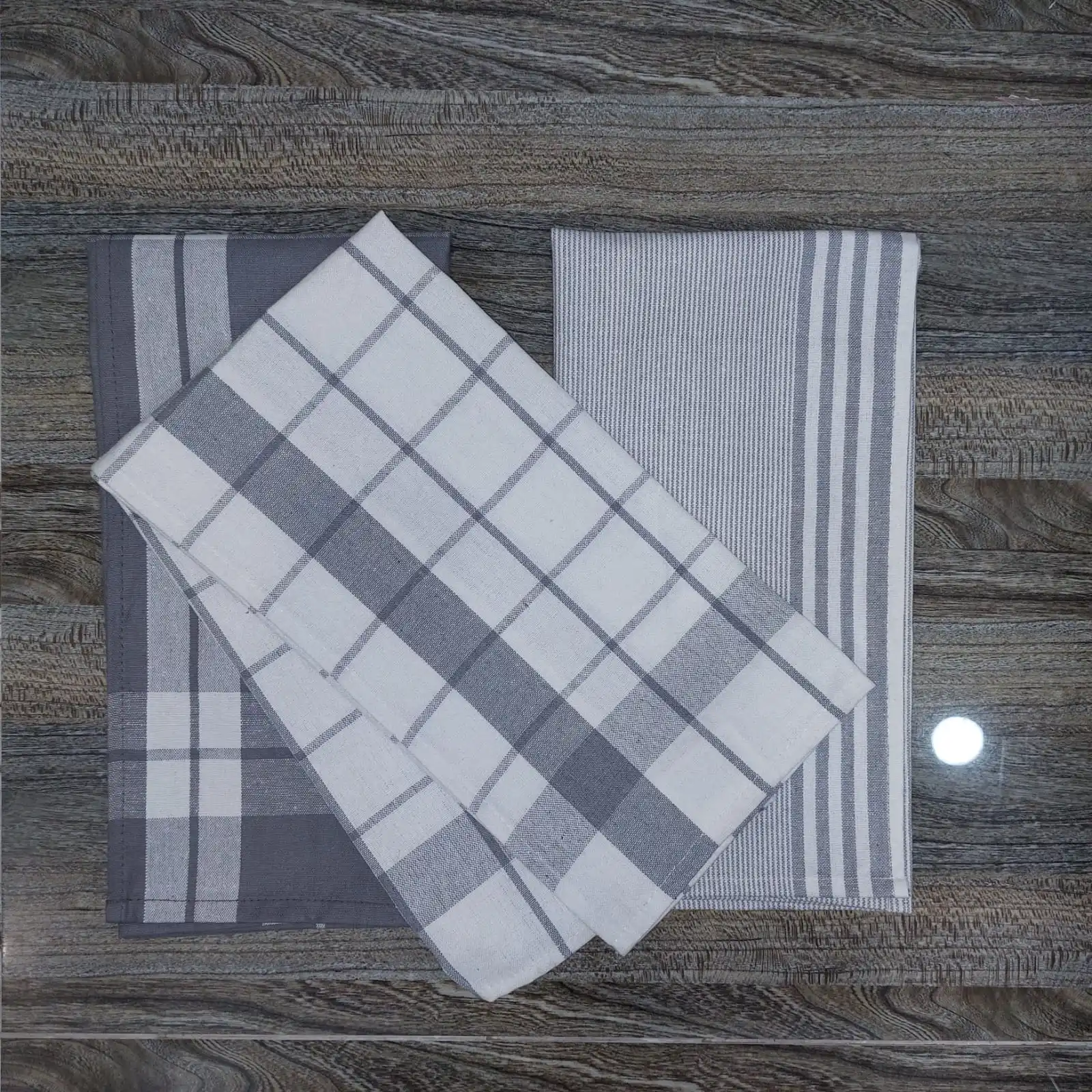 Factory Wholesale Price 100% Cotton Kitchen Tea Towel Customized Design Kitchen Grey Yarn Dyed Towel
