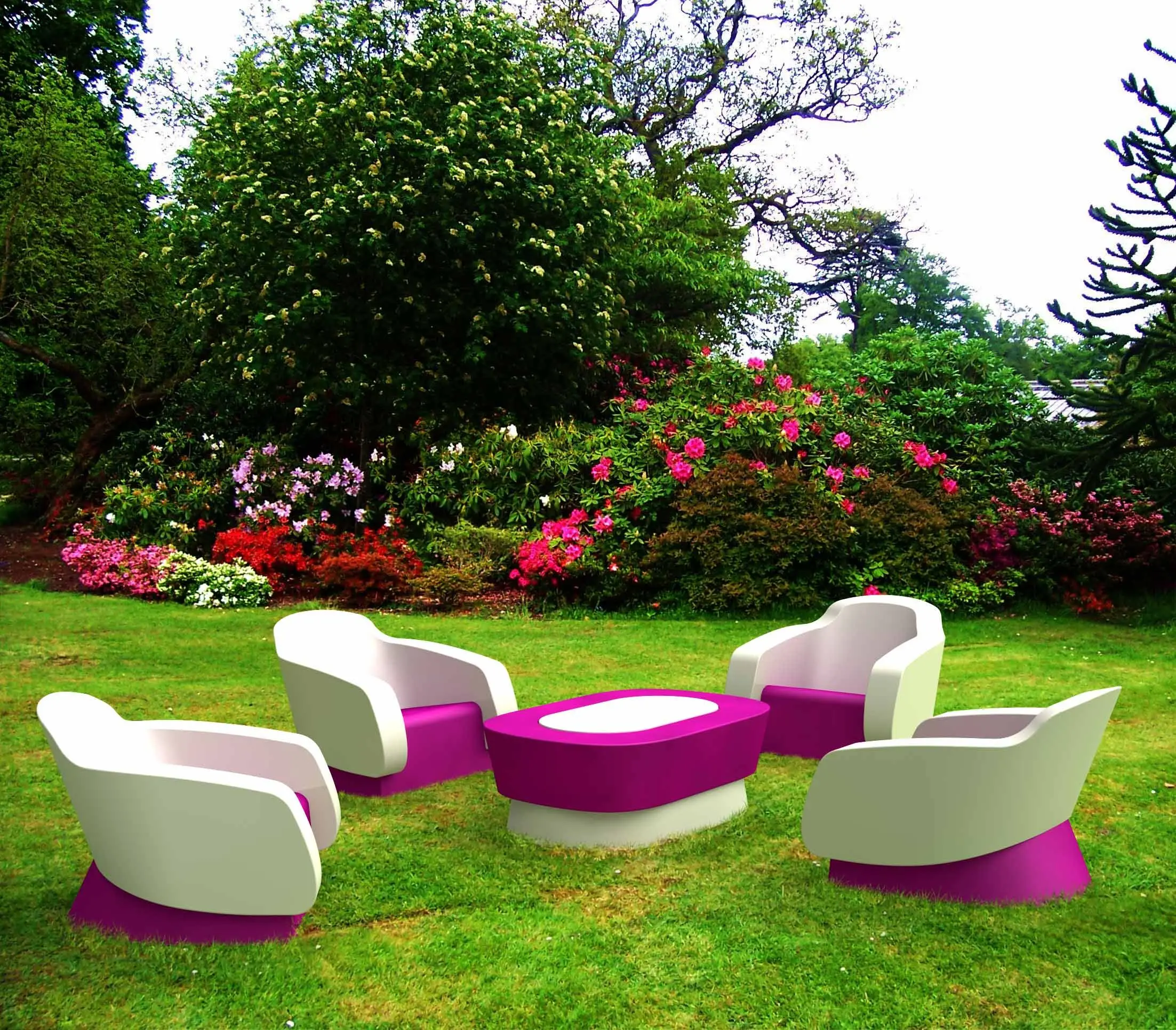 High quality Italian Plastic Durable Armchair for Outdoor living comfort shapes customizable