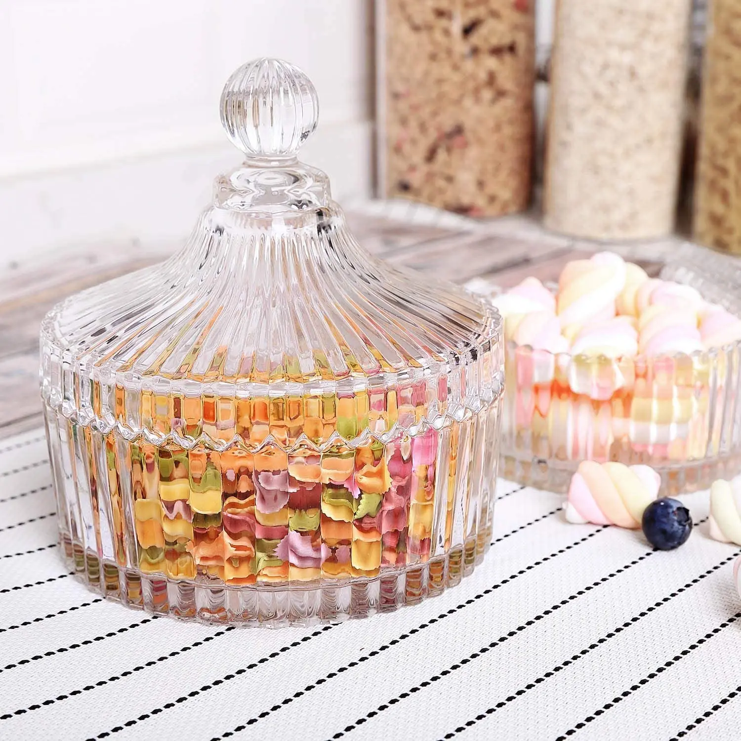 Vintage Castle Style Decorative Storage Container Glass Jar Sugar Bowl Candy Dish Crystal with Lid for Party Wedding Kitchen
