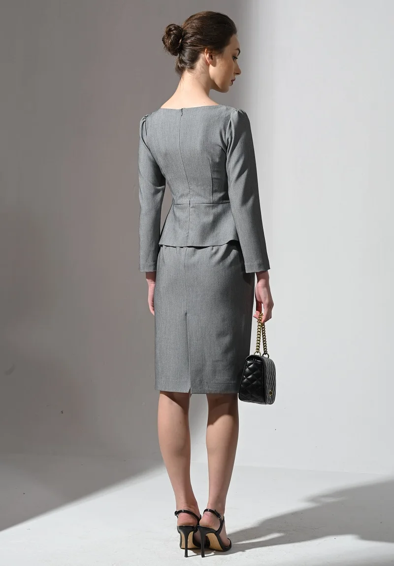 
High Quality Women Suit for Ladies and Business Suit Factory in Vietnam 