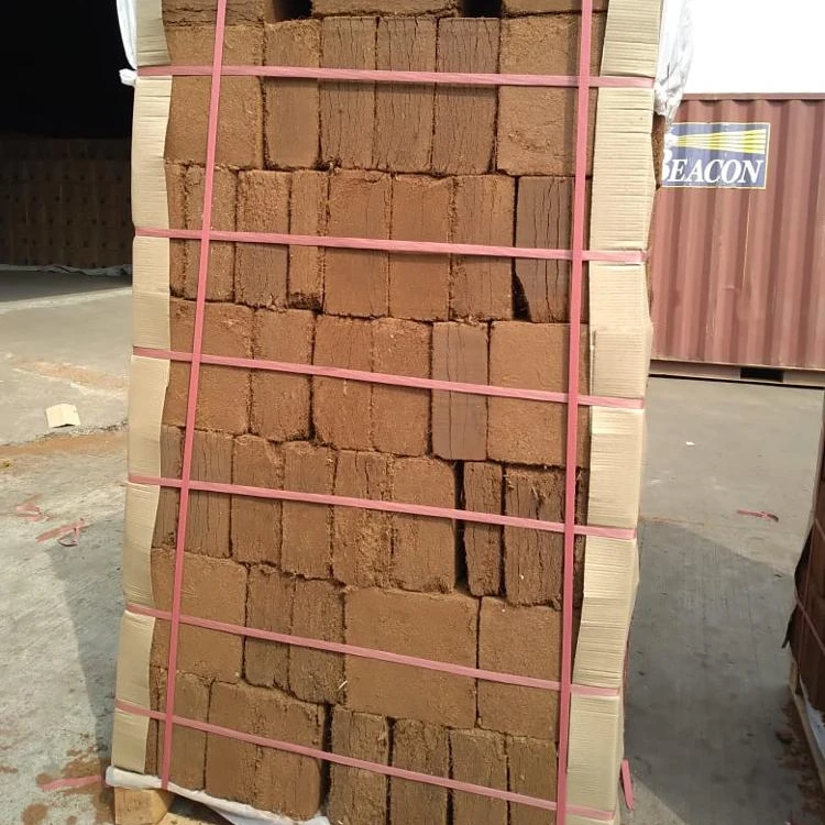 Coco Peat Low EC / Used for Landscaping: Modifies the visible features of an area of land.