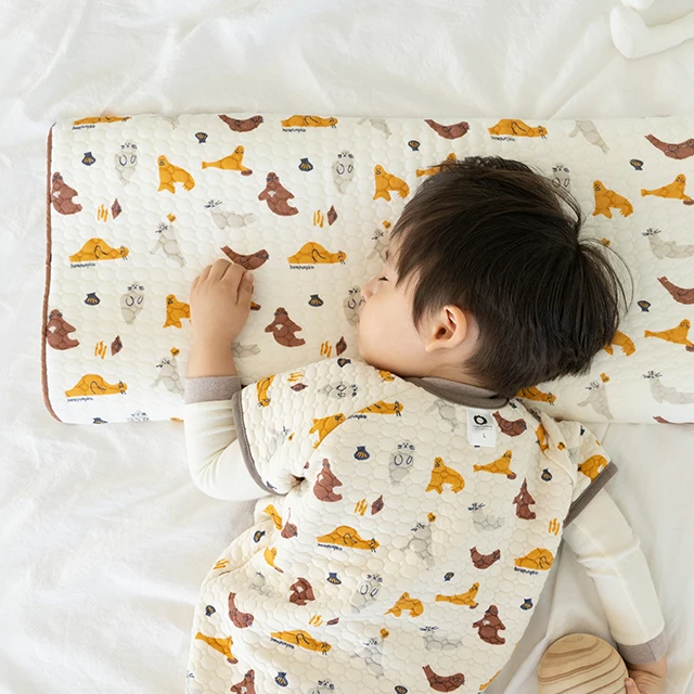 Hot selling Made In Korea High density memory foam baby pillow Baby memory foam wide pillow with cover bamboo baby pillow