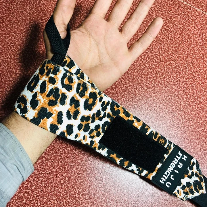 
Heavy duty breathable and easy to wear fitness workout powerlifting hand weightlifting support gym wrist wraps 