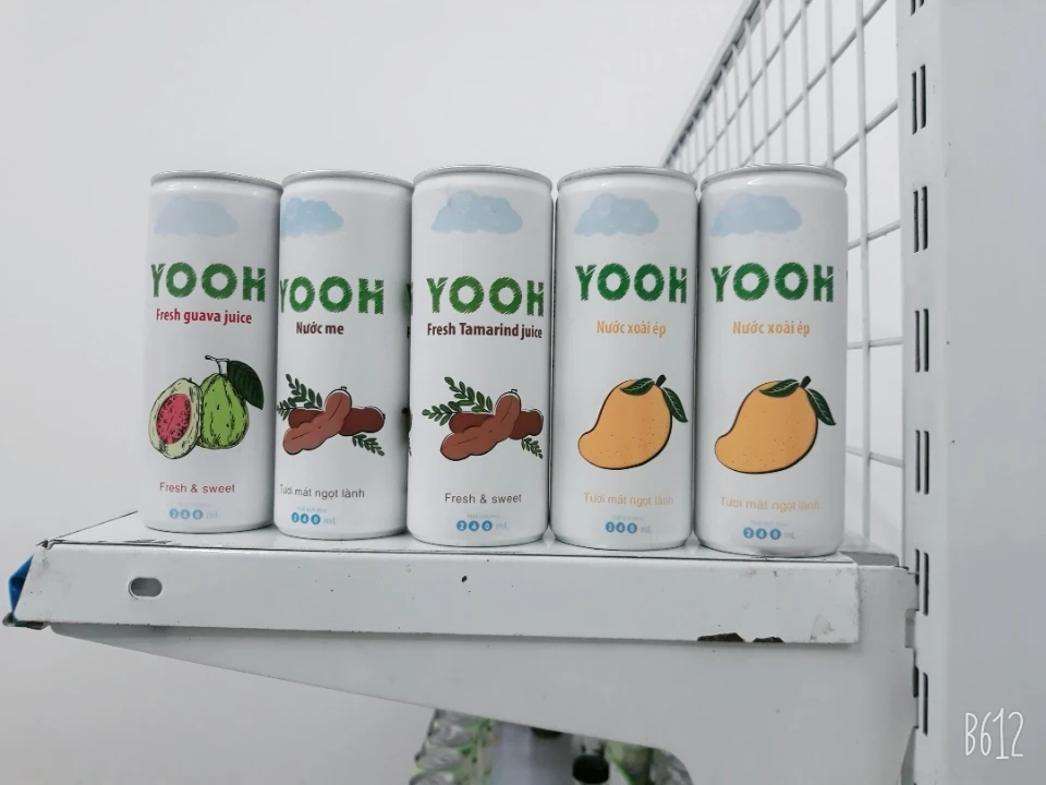 Beverage Drinks canned Soursop Fruit Juices 240ml YOOH Brand from Vietnam for Wholesale
