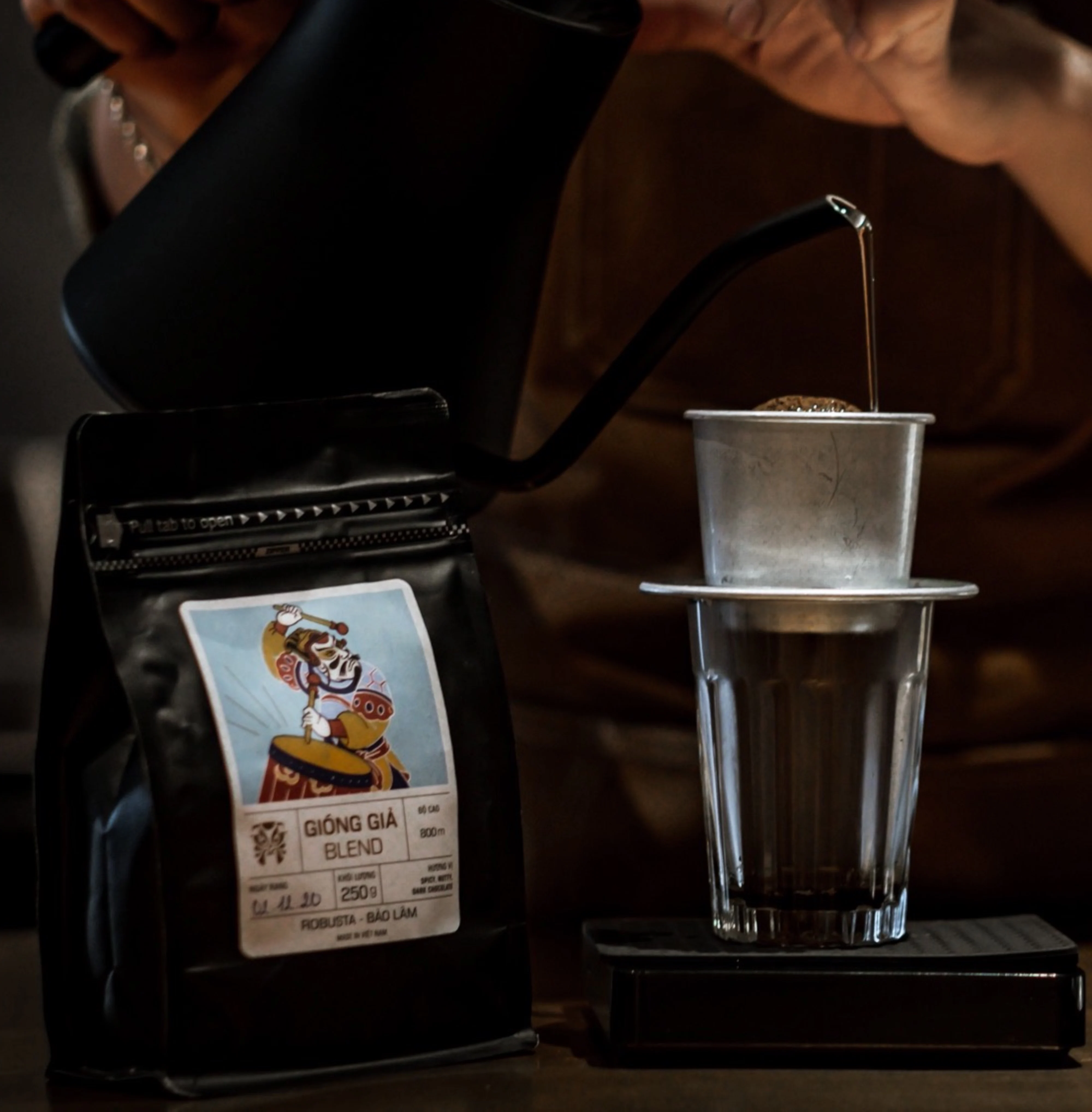 Высококачественный кофе 100% ROBUSTA необработанные кофейные зерна по разумной цене классическая смесь Giong Gia