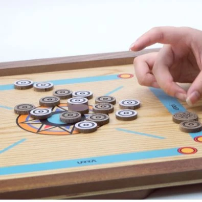 Сделано в Вьетнаме, турнир carrom, доска, два игрока