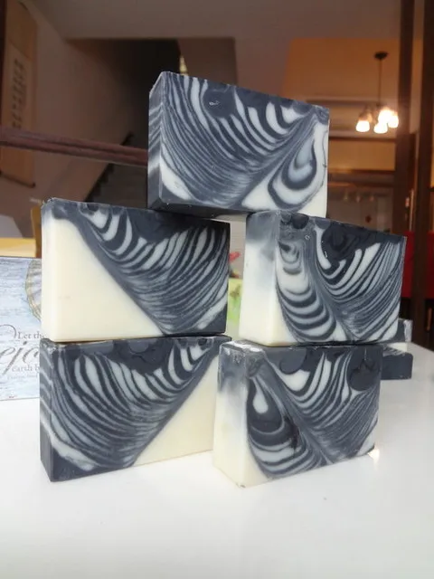 Whitening Activated Charcoal Dead Sea Mud Soap