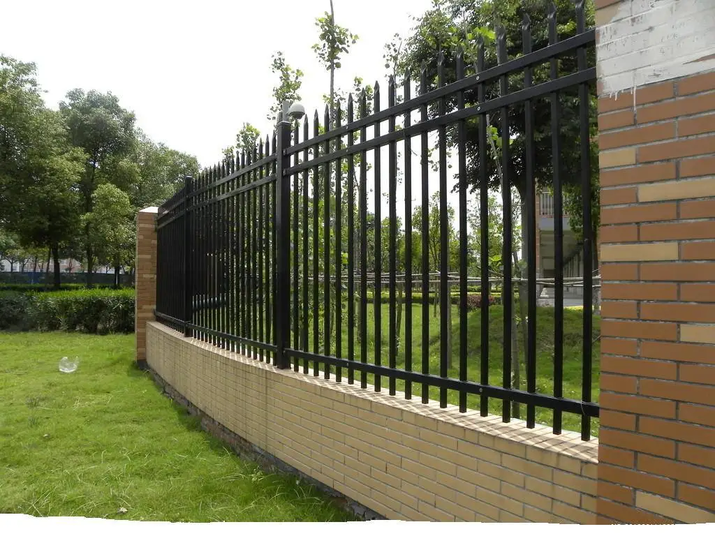 PVC Coated security fencing Housing Fencing HSE-C126 model finishing frame type metal packaging safe for export