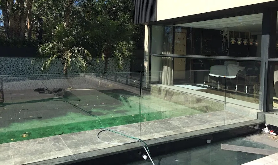 Зеленый Базальтовый Камень для бассейна уличное украшение с отшлифованной и шероховатой отделкой настенная облицовка пола Индонезия Бали