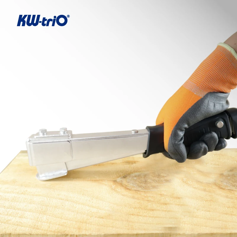 18002 Hammer Tacker (Uses T50/140 Staples 6-14mm) Uses Heavy Duty Staples