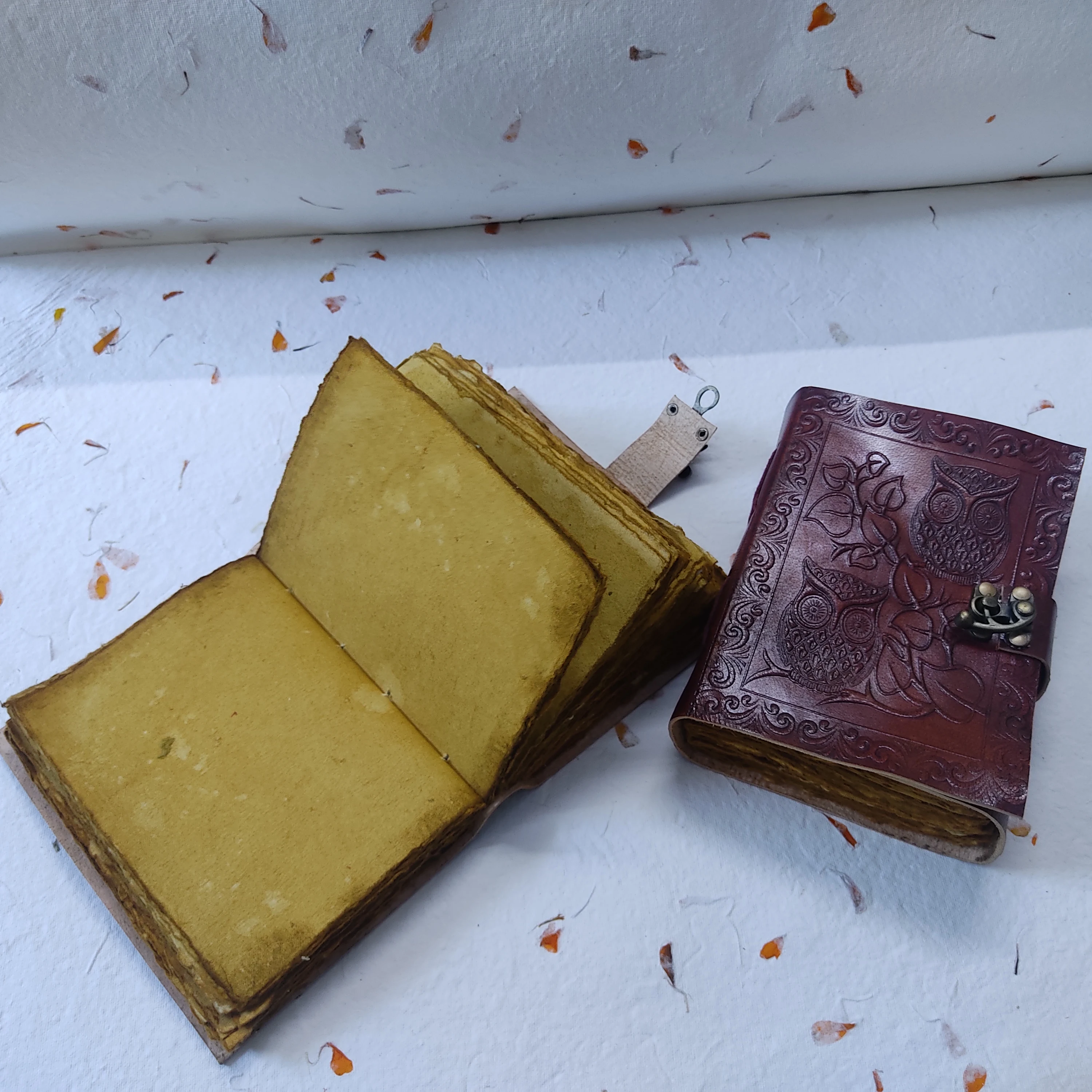 Owl Embossed Vintage Journal Leather Handmade Deckle Edges Paper Notebook Good Quality Best Price Wholesale Bound Journal Sale