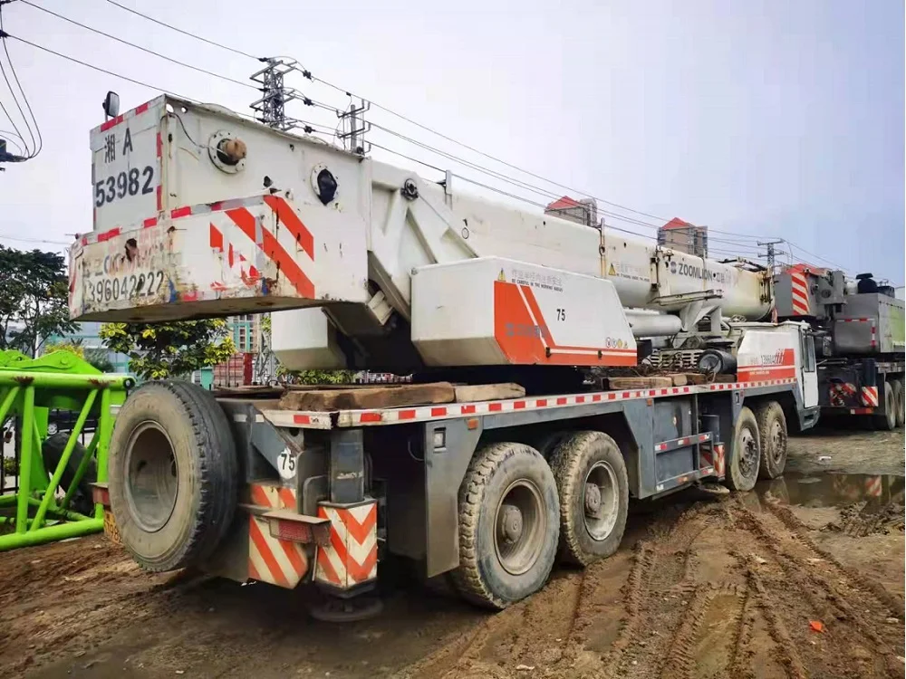 Used Zoomlion Truck Crane 70Ton 2011 Second Hand Truck Crane