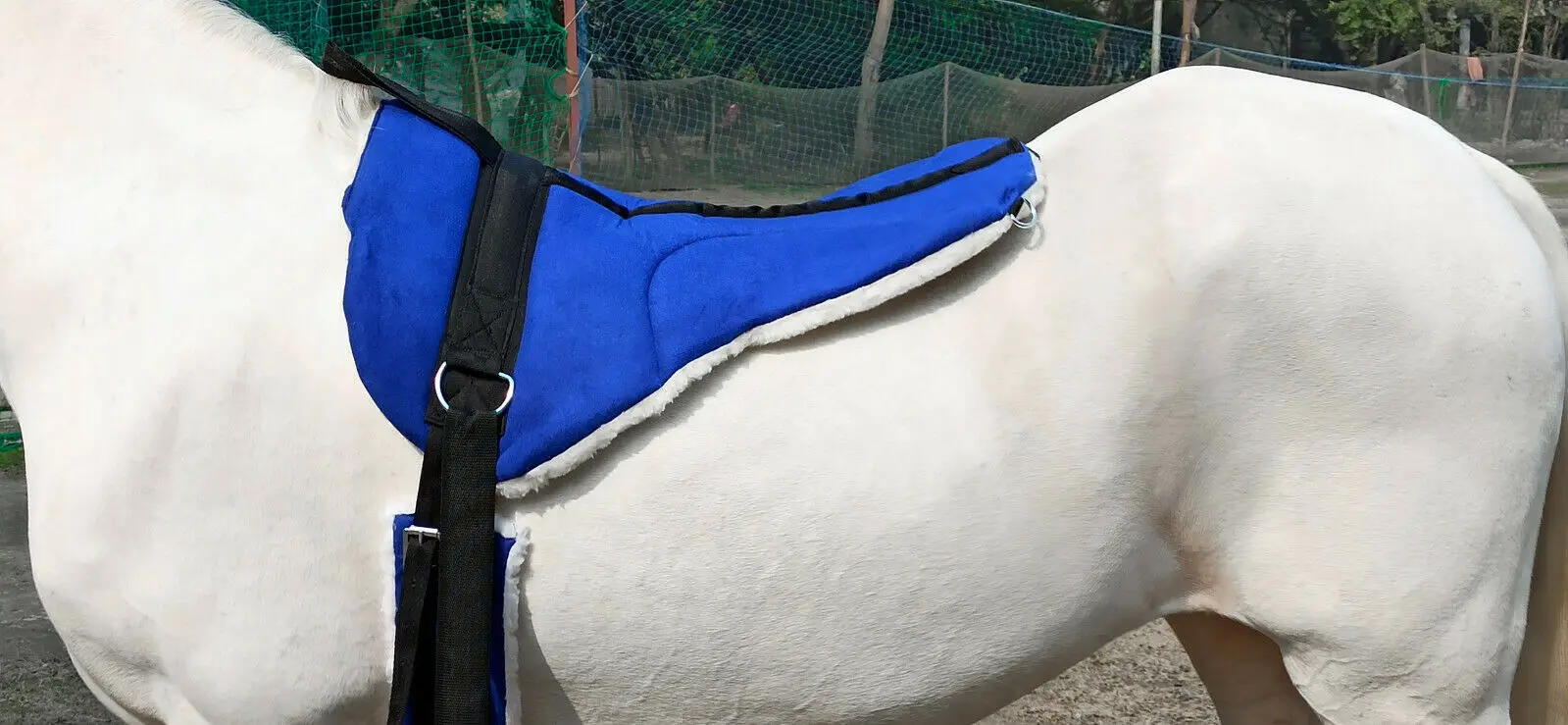  BAREBACK PAD WITH STIRRUPS AND GIRTH TREELESS RIDING SADDLE IN MULTIPLE COLOURS