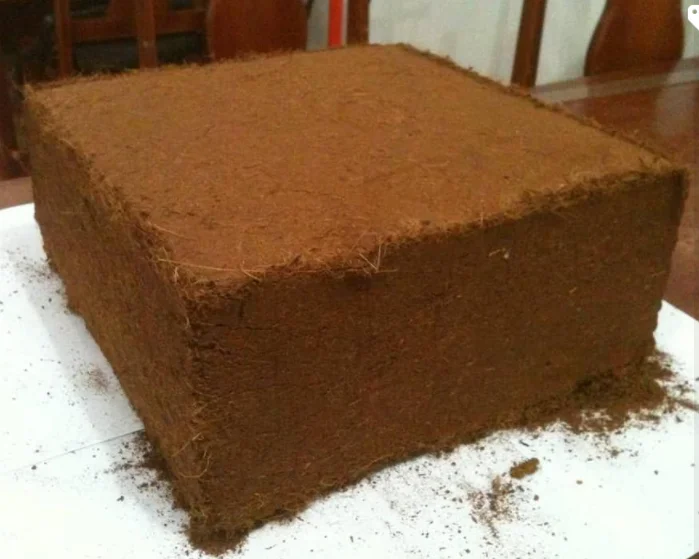 Cocopeat кирпич/кокосовый порошок хорошо удерживает влагу и питательные вещества для растений-МС Флоренция